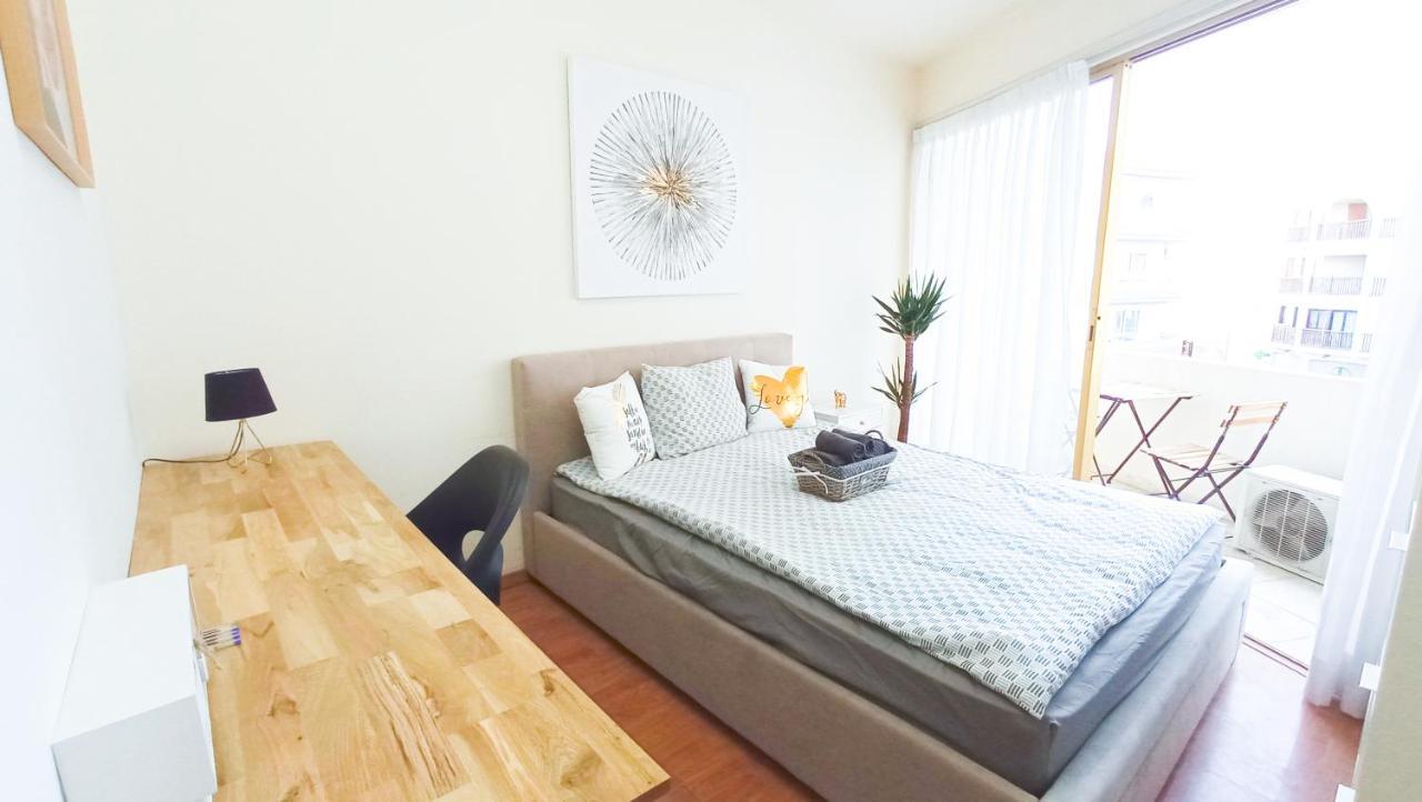 1A Beach & Business Apartment In The City Center! لارنكا المظهر الخارجي الصورة
