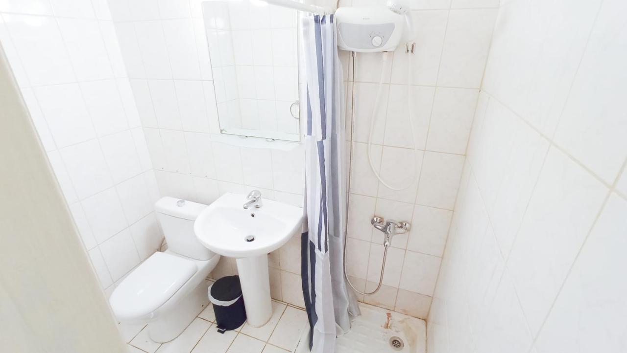 1A Beach & Business Apartment In The City Center! لارنكا المظهر الخارجي الصورة